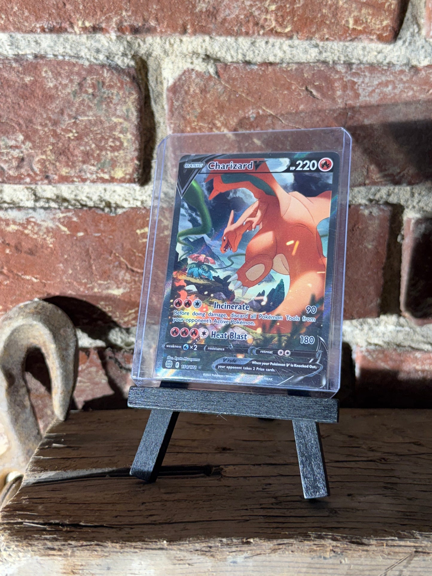 Charizard V (Alternate Full Art) - Near Mint